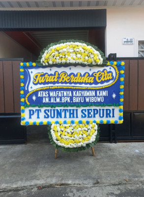 Papan Bunga Duka di Pulau Morotai